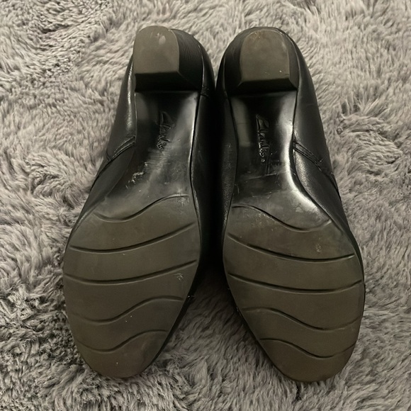 Clarks Black Leather Buckle Booties - Picture 8 of 10